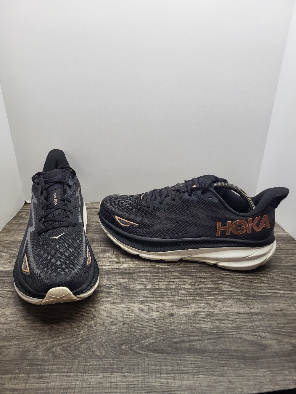 Hoka Clifton 9 Black Rose Gold Running Shoes Sneakers Women’s Size 12 B